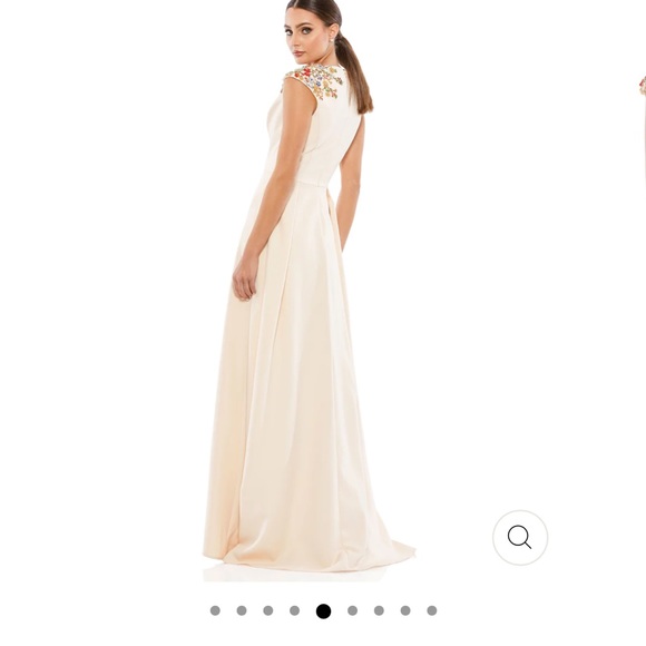 Max Dugal FLORAL ACCENTED EVENING GOWN - Picture 4 of 4